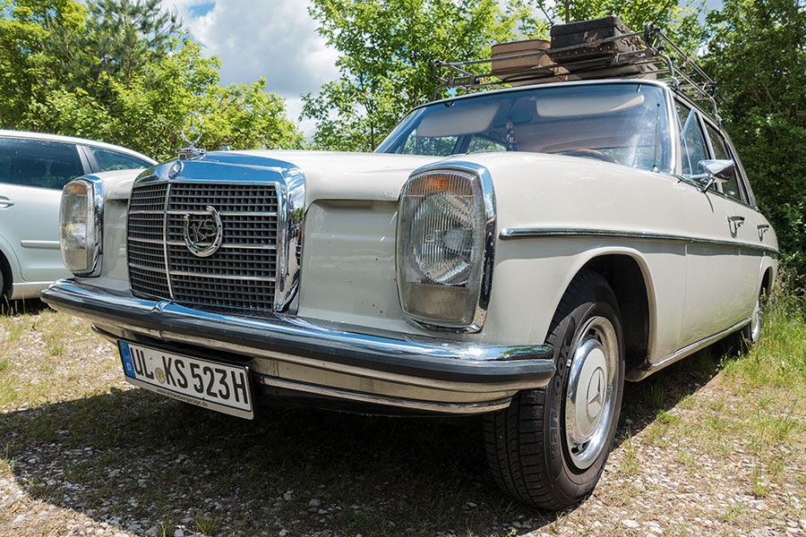 Mercedes Benz 200 D W 115